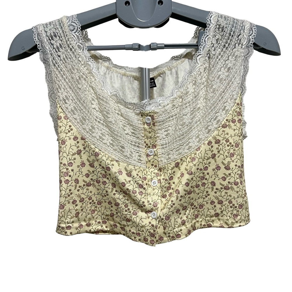 SHEIN Cream Floral Lace Blouse Crop Top